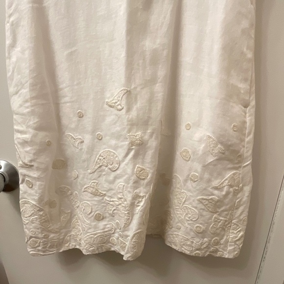 Women’s Banana Republic Heritage Collection embroidered fully lined dress - Picture 2 of 7